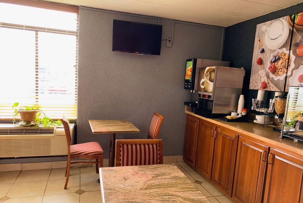 Days Inn By Wyndham Winchester Restaurant photo